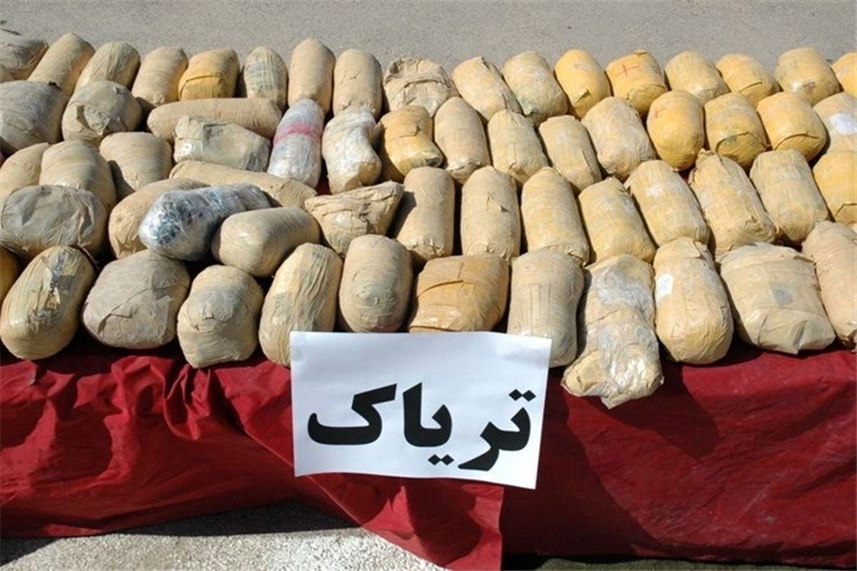  کشف ۳۰ کیلوگرم تریاک و دستگیری یک قاچاقچی در همدان