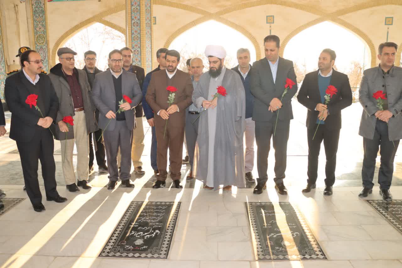 از افتتاح مدرسه در بازران تا سرکشی به پتروشیمی ابن‌سینا