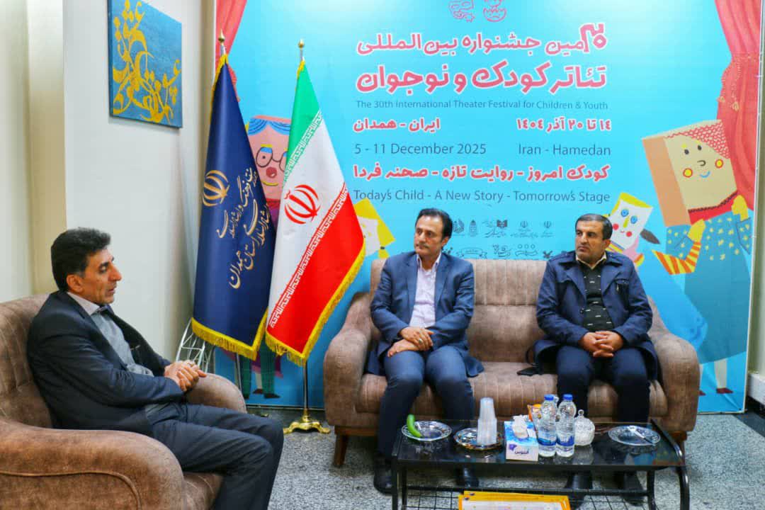 تاکید بر دسترسی دانش‌آموزان کم برخوردار به دیدن نمایش‌ها