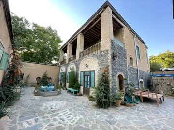 اقامت بیش از ۱۳۲ هزار نفر در همدان 