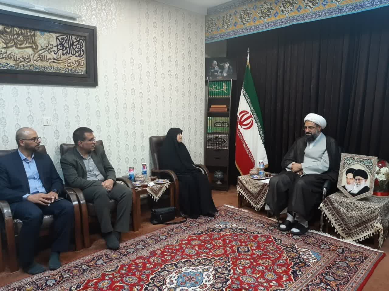 برخورد قاطع تعزیرات حکومتی با متخلفان اقتصادی مهم و امیدآفرین است