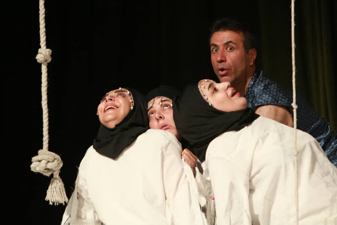 اجراهای بی نظیر و استقبال بی سابقه از اجراهای ۳۷مین جشنواره تئاتر استان 