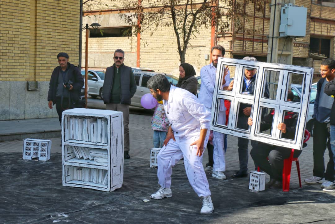 برگزیدگان بخش نمایش خیابانی و دیگرگونه‌های اجرایی