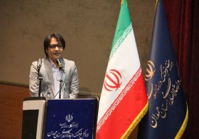 حافظ در آیینه تاریخ و متن‌شناسی، نگاهی از منظر دکتر مهدی علیایی مقدم