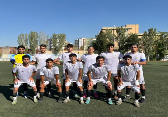 شهرداری همدان سربلند از بازی بزرگ لیگ یک فوتبال جوانان کشور