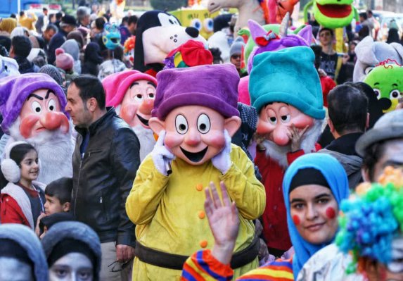  آغاز سی‌امین جشنواره تئاتر کودک و نوجوان همدان با ۶ نمایش 