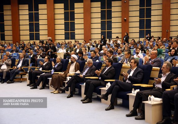 آیین افتتاحیه سومین کنفوبیشن بین المللی گردشگری سلامت کشورهای عضو اکو