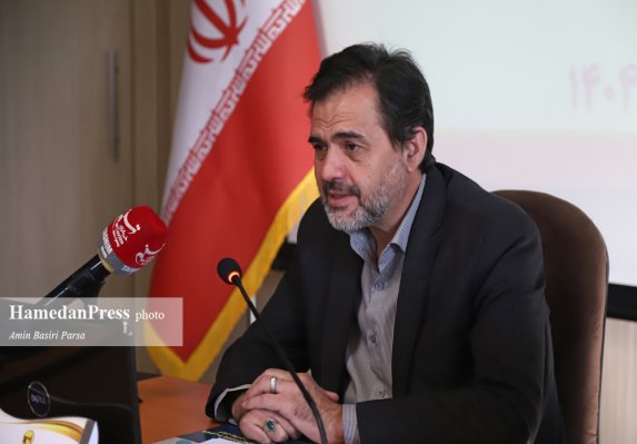 نشست خبری مدیرعامل توزیع برق استان همدان همزمان با هفته دولت