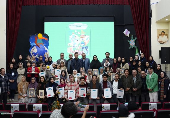 قصه‌گویان برتر جشنواره قصه‌گویی همدان معرفی شدند