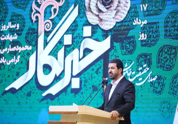  خبرنگاران پرچمداران امید و اعتماد در جامعه‌ هستند