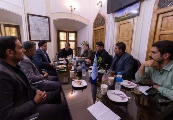 بازارچه دائمی صنایع‌دستی در رزن و درگزین احداث می‌شود