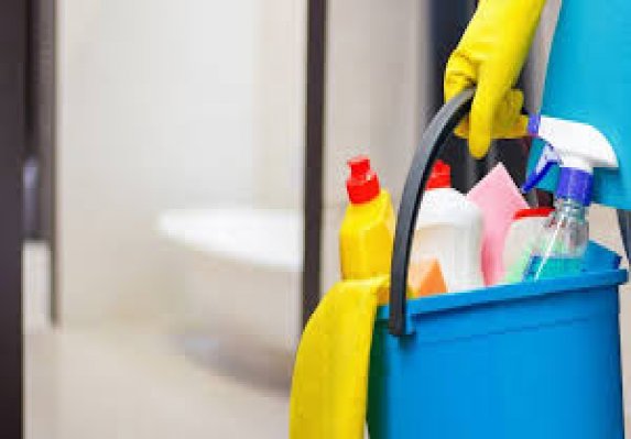 تأثیر مخرب ترکیب مواد شوینده در حین خانه‌تکانی برای سلامت بدن 