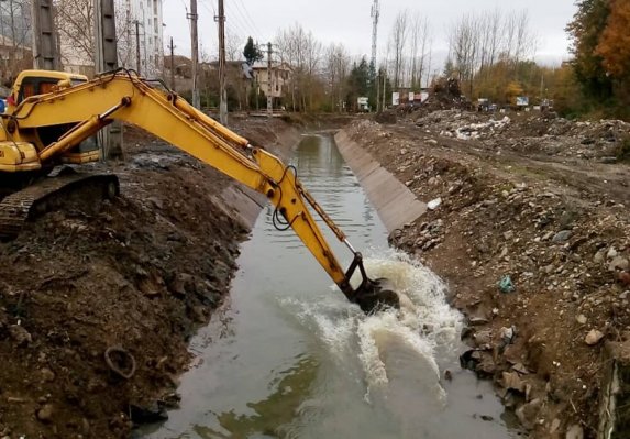 ۱۰ کیلومتر از رودخانه‌های اسدآباد لایروبی شد