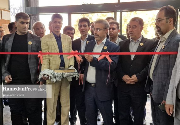 آیین افتتاحیه نمایشگاه نخستین جشنواره مطبوعات و رسانه های هگمتانه