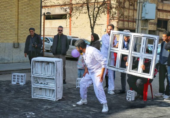 برگزیدگان بخش نمایش خیابانی و دیگرگونه‌های اجرایی